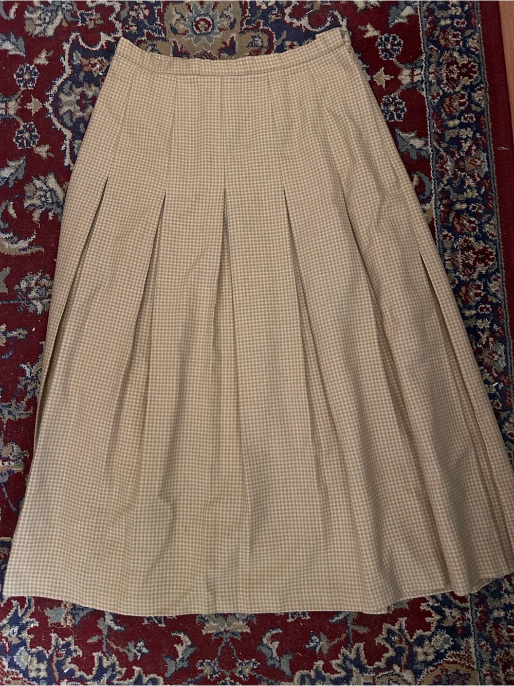Vintage pleated midi skirt made in England π¬π§